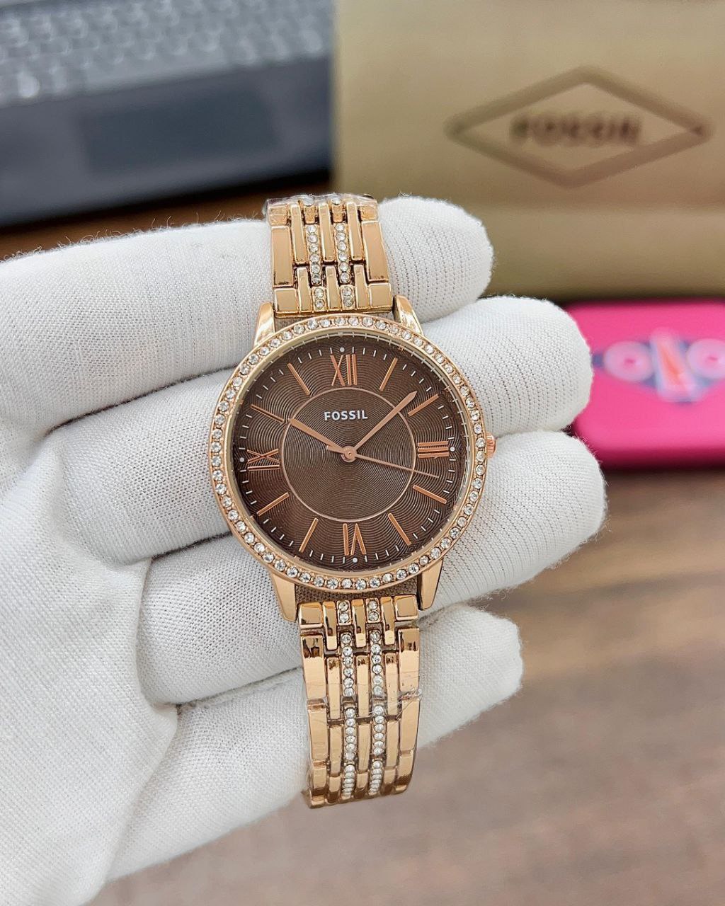 THE PREMIUM WOMEN WATCH ( FOSSIL )